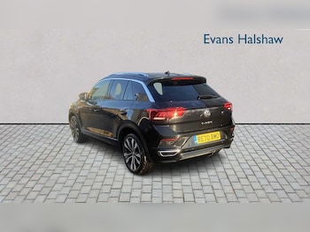 Used Volkswagen T-Roc 2020 for sale - 76967798: Photo