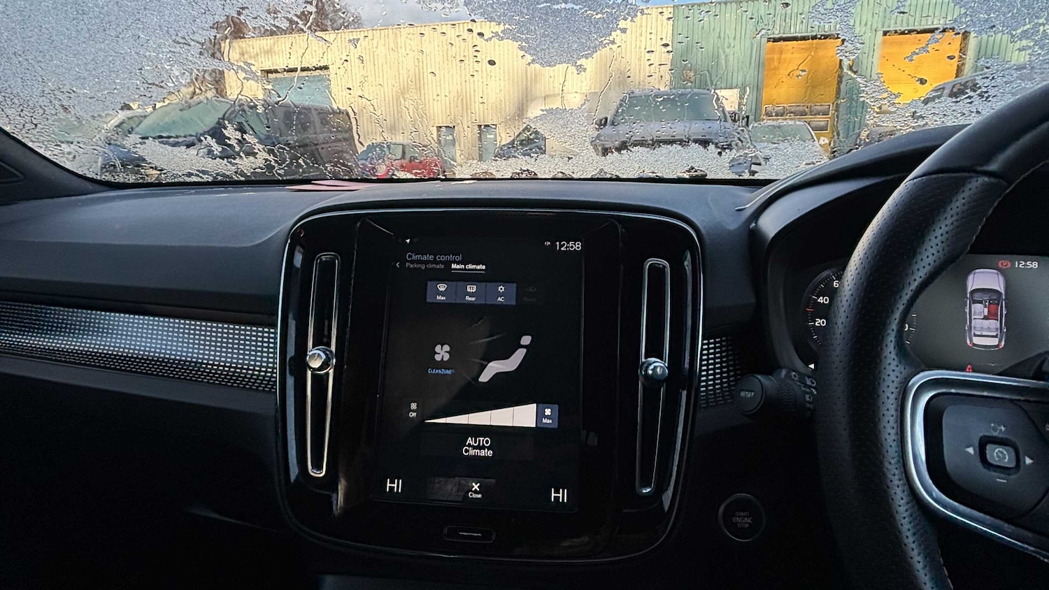 Used Volvo XC40 2019 for sale - 77389811: Photo 11