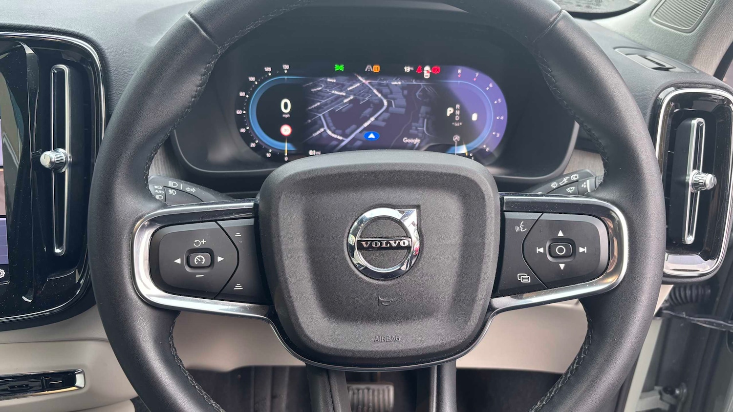 Used Volvo XC40 2022 for sale - 76515662: Photo 16