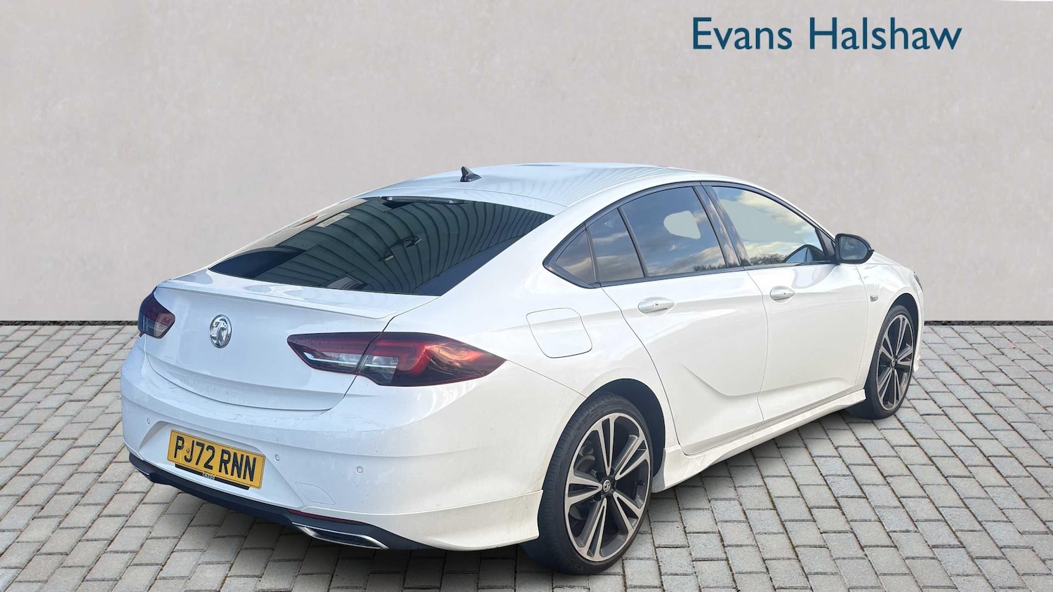 Used Vauxhall Insignia 2022 for sale - 77018827: Photo 3