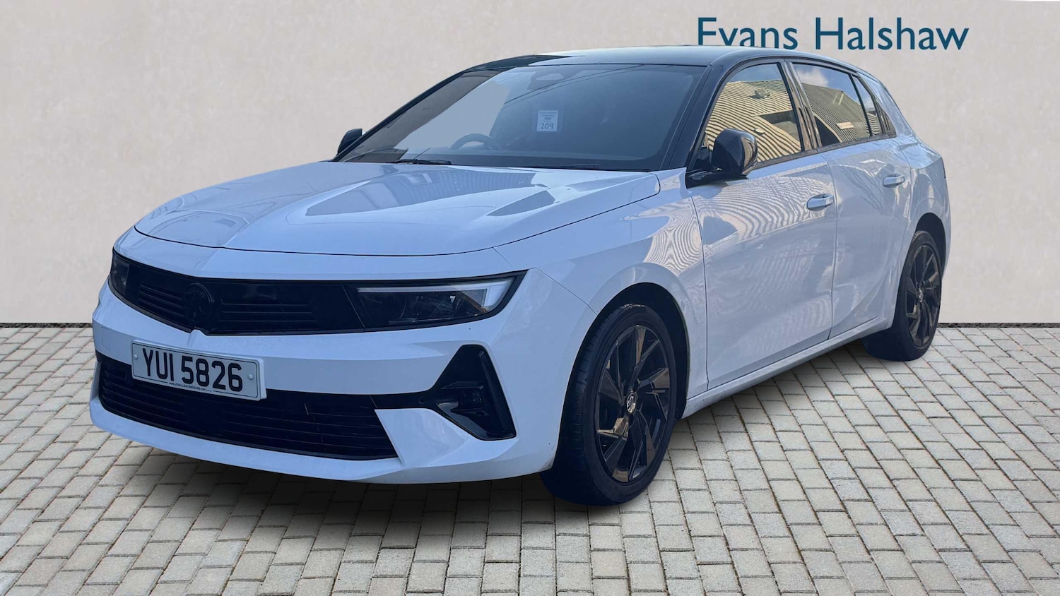 Used Vauxhall Astra 2022 for sale - 77257398: Photo 2