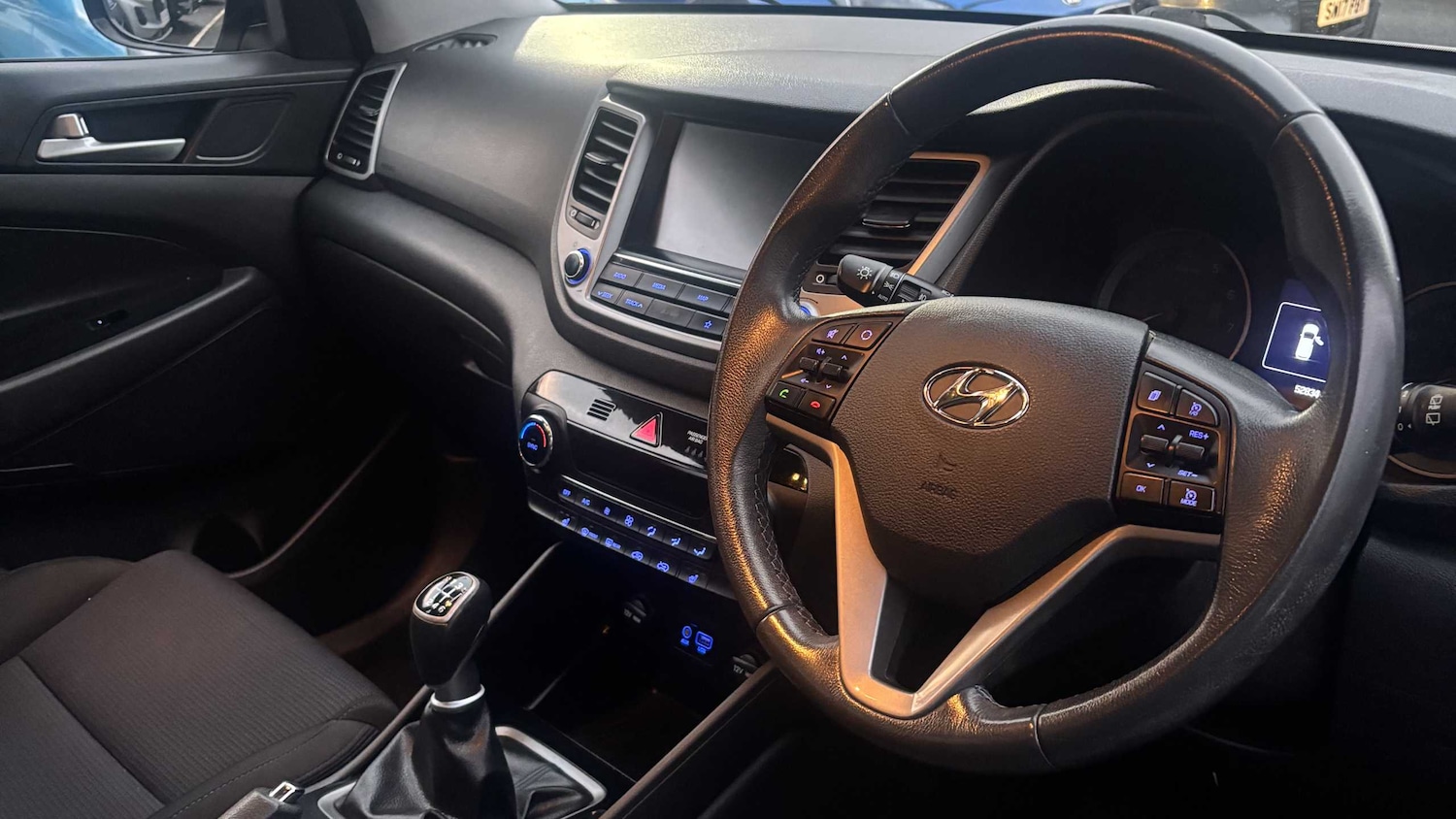 Used Hyundai TUCSON 2018 for sale - 77011323: Photo 5