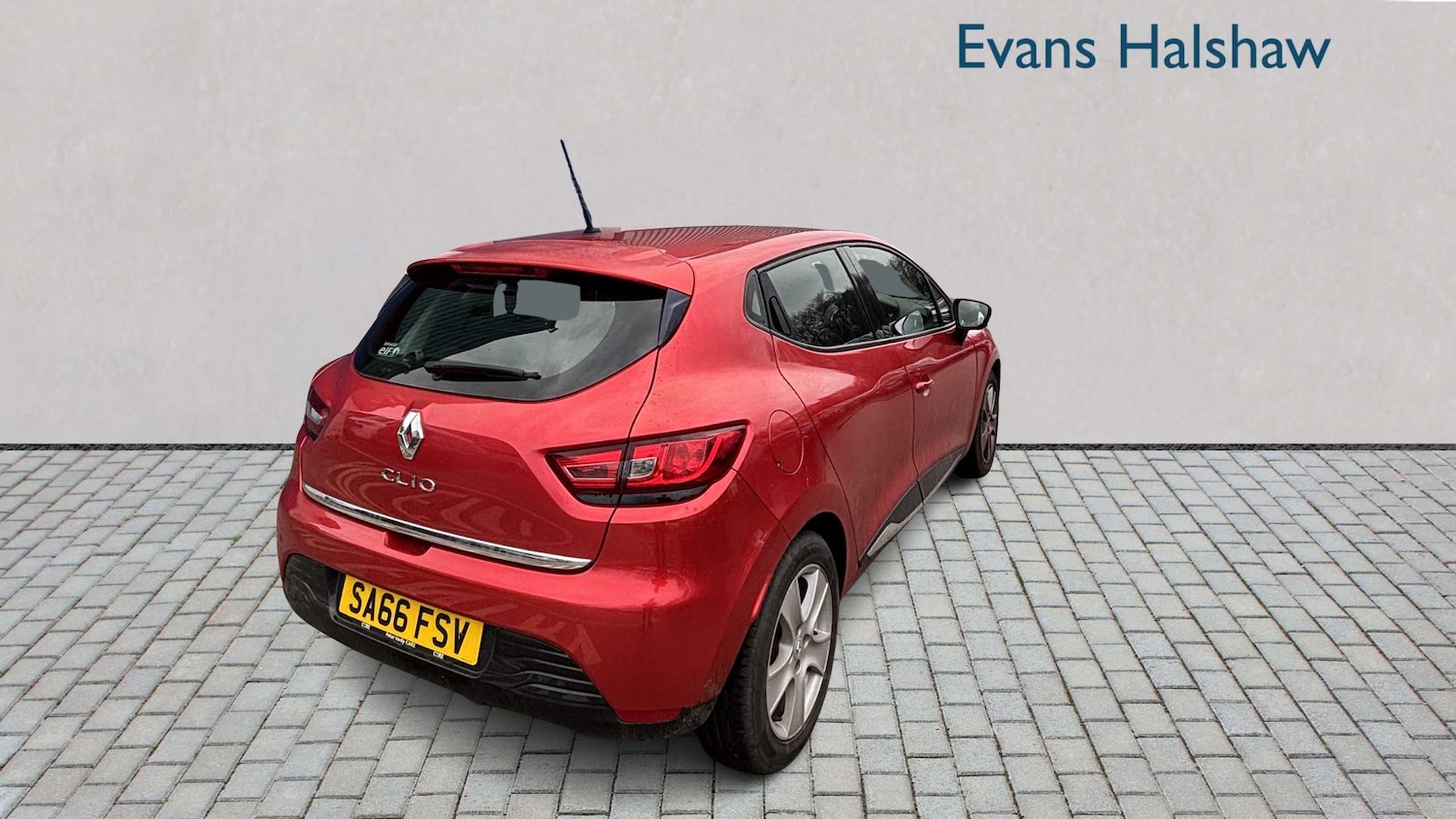 Used Renault Clio 2016 for sale - 77401710: Photo 4