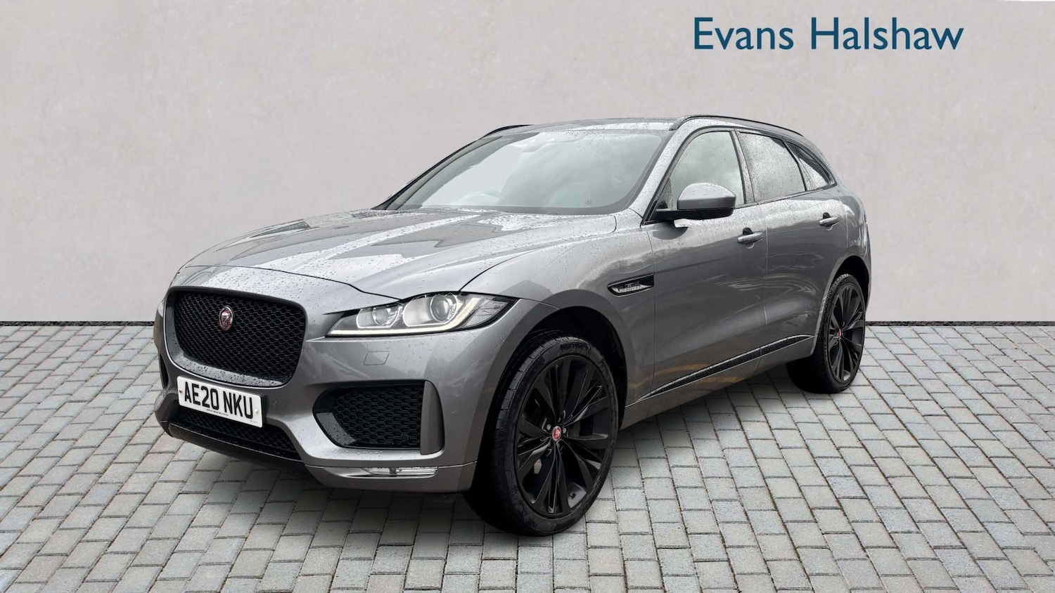 Used Jaguar F-Pace 2020 for sale - 77772313: Photo 2