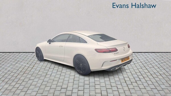Used Mercedes-Benz E Class 2017 for sale - 76262433: Photo 2