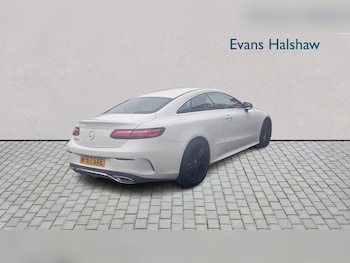 Used Mercedes-Benz E Class 2017 for sale - 76262433: Photo 4