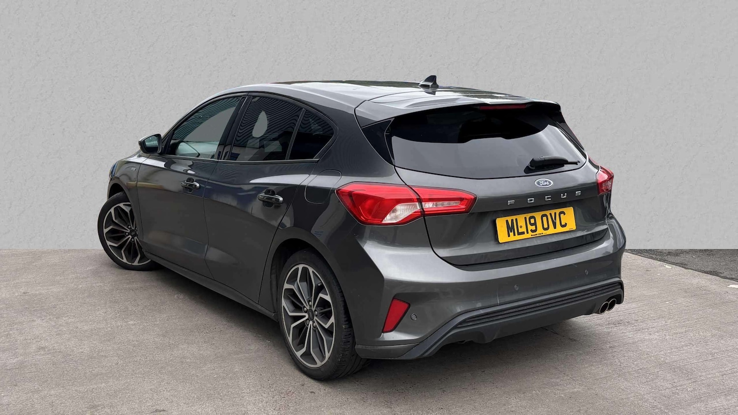 Used Ford Focus 2019 for sale - 76488024: Photo 2