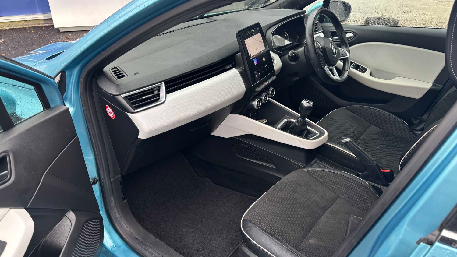 Used Renault Clio 2021 for sale - 76648789: Photo 11