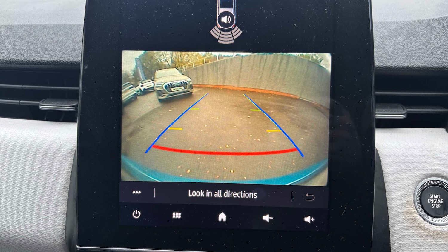 Used Renault Clio 2021 for sale - 76648789: Photo 16