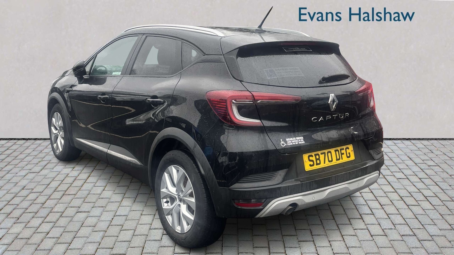 Used Renault Captur for sale - 77686499: Photo 3