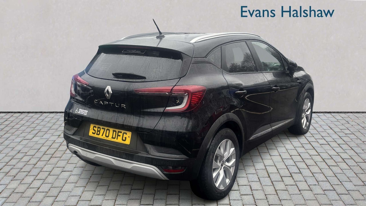 Used Renault Captur for sale - 77686499: Photo 4