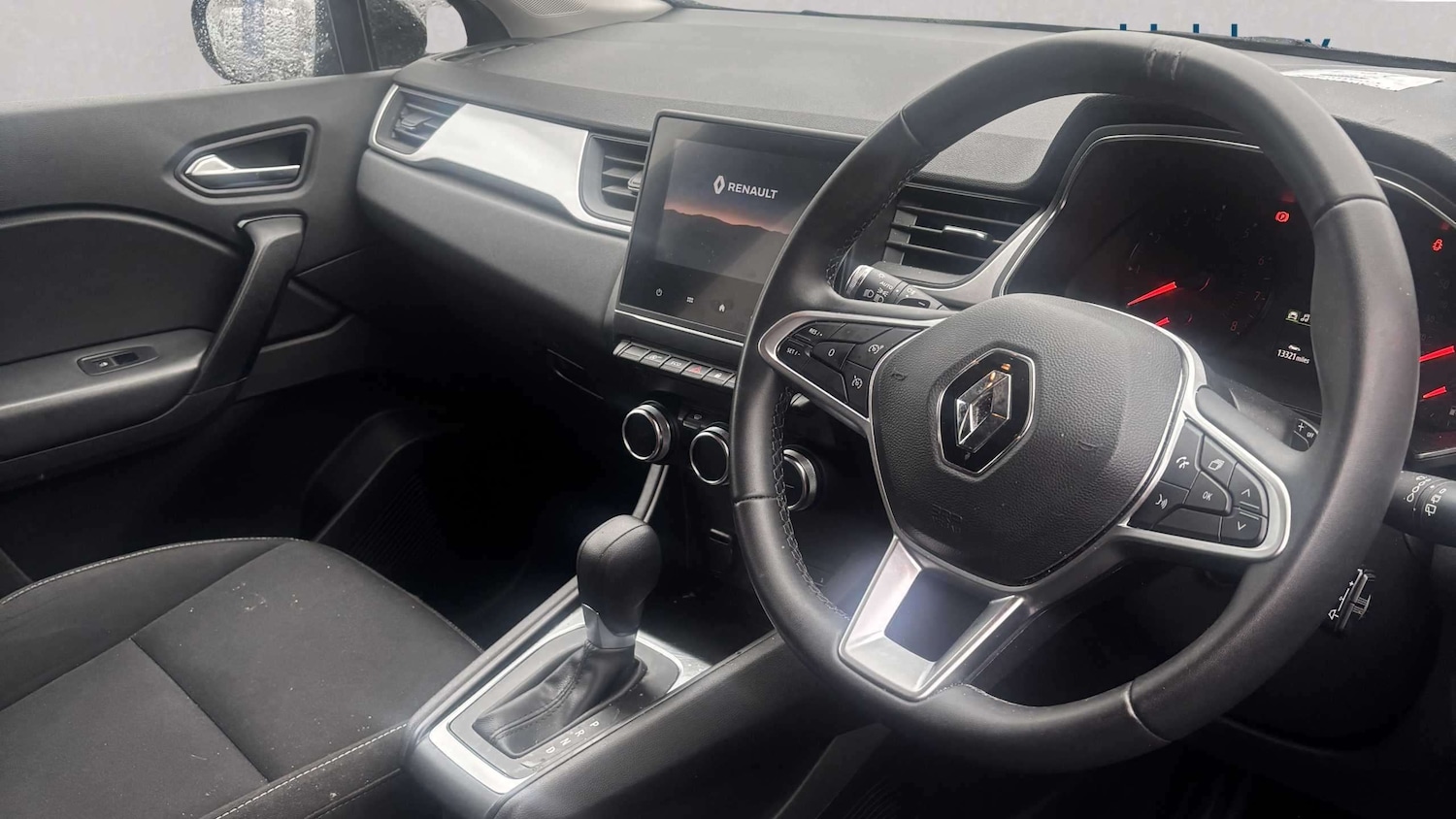 Used Renault Captur for sale - 77686499: Photo 5