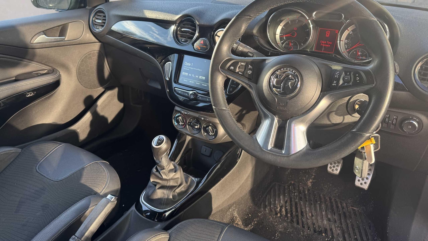 Used Vauxhall ADAM 2018 for sale - 77103130: Photo 5