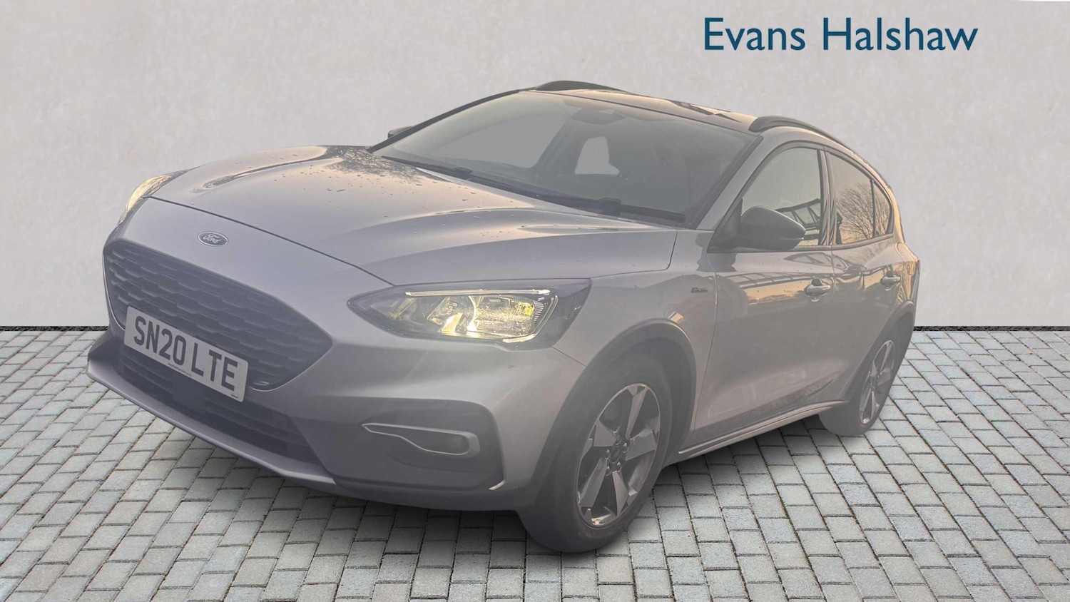 Used Ford Focus 2020 for sale - 76661805: Photo 2