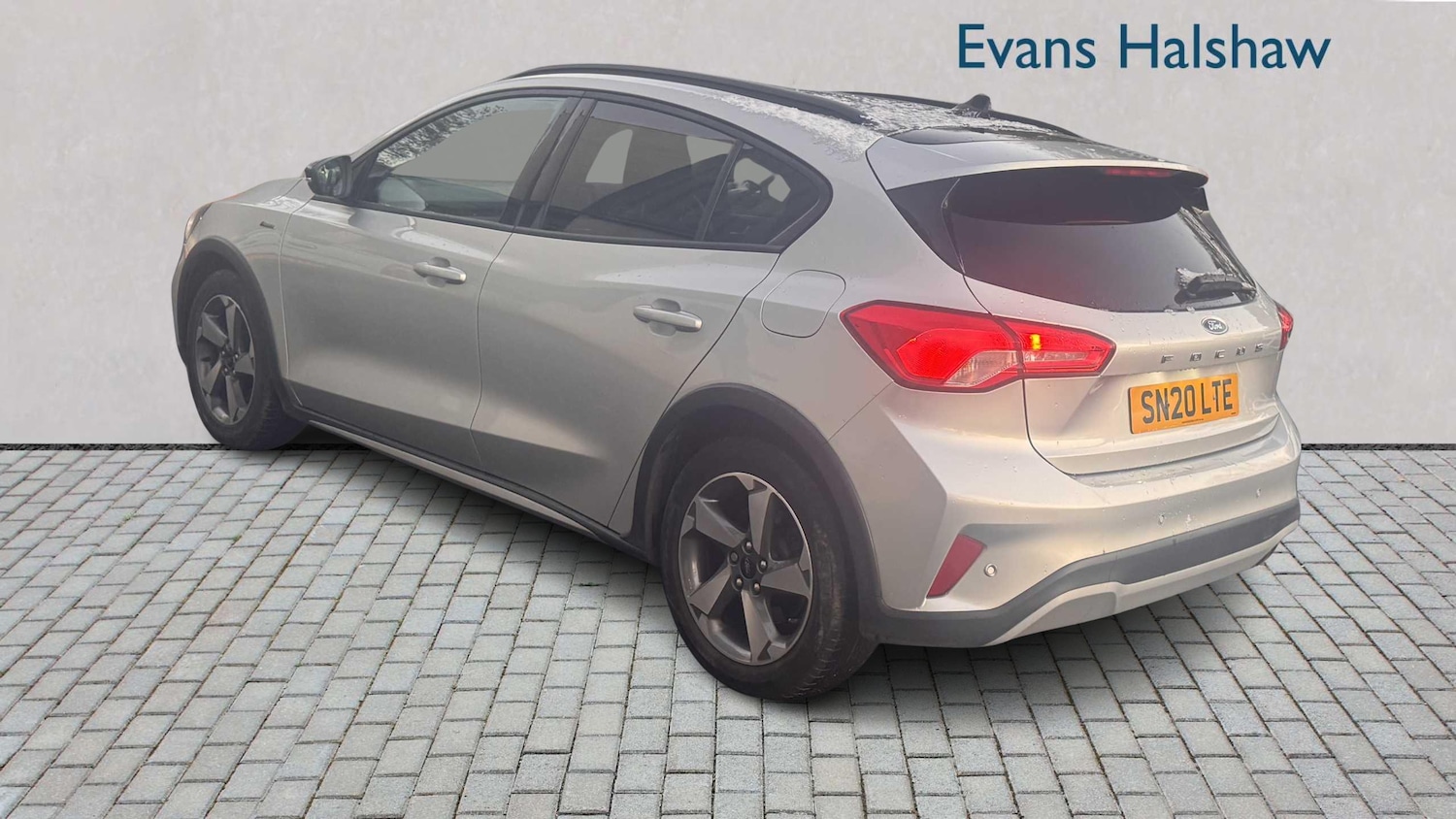 Used Ford Focus 2020 for sale - 76661805: Photo 3