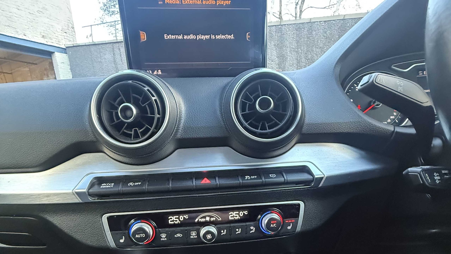 Used Audi Q2 2017 for sale - 77164474: Photo 15