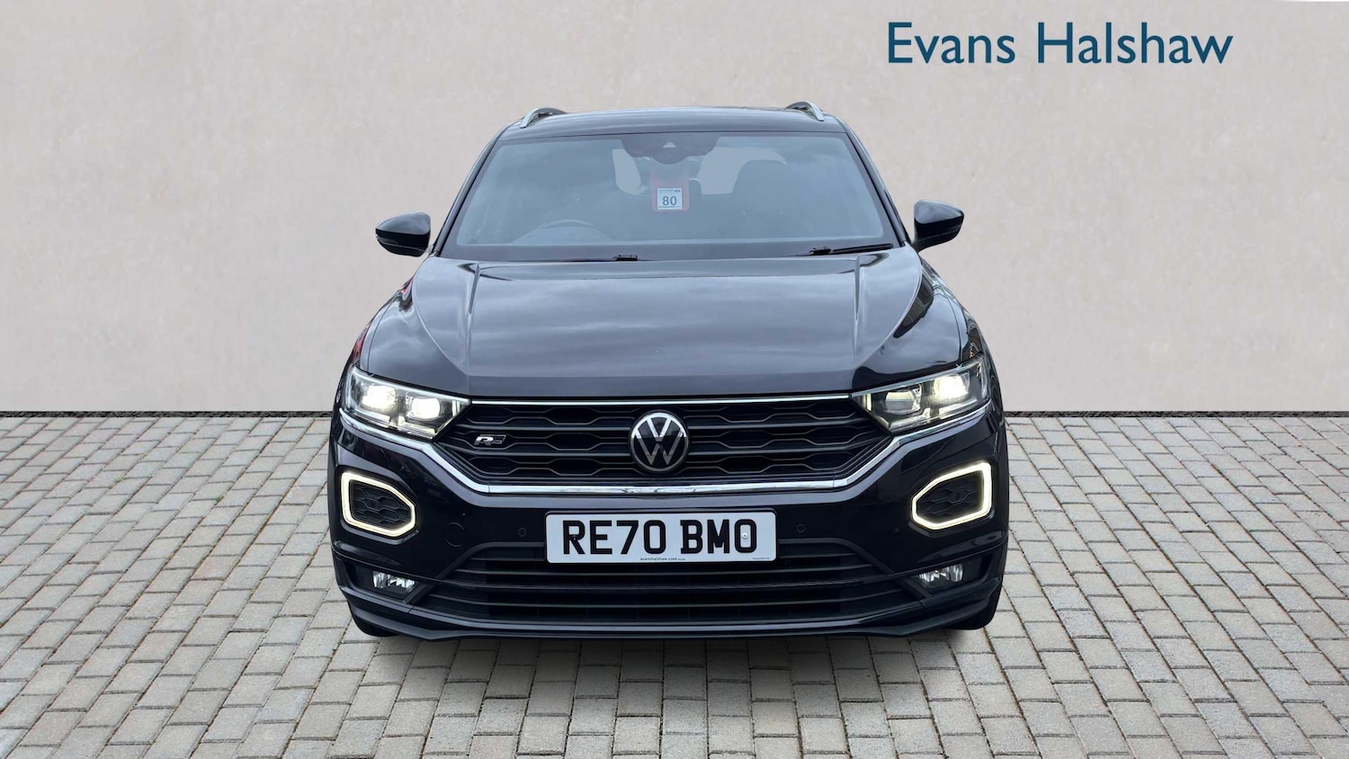 Used Volkswagen T-Roc 2020 for sale - 77674680: Photo 2