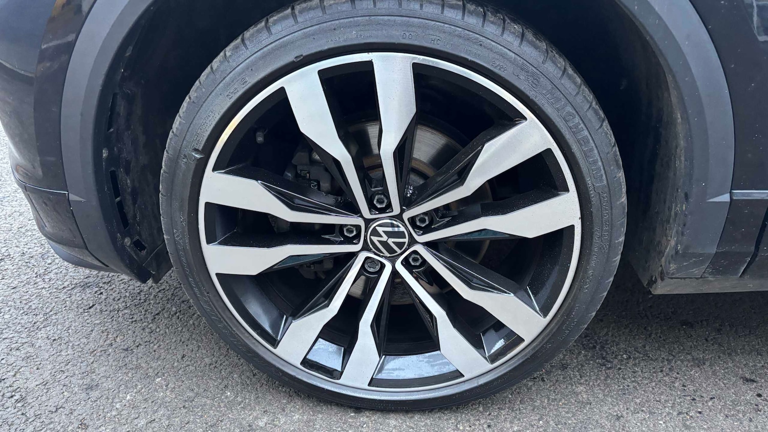 Used Volkswagen T-Roc 2020 for sale - 77674680: Photo 4