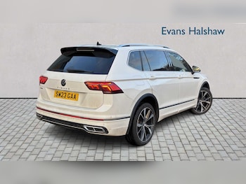 Used Volkswagen Tiguan Allspace 2023 for sale - 76692061: Photo