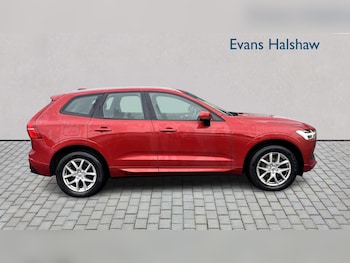 Used Volvo XC60 2018 for sale - 75993986: Photo 2
