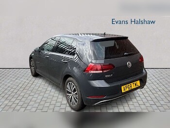 Used Volkswagen Golf 2019 for sale - 78495122: Photo