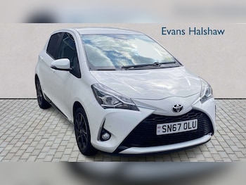 Used Toyota Yaris 2017 for sale - 79499467: Photo