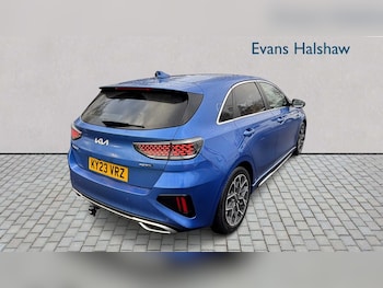 Used Kia Ceed 2023 for sale - 77233040: Photo