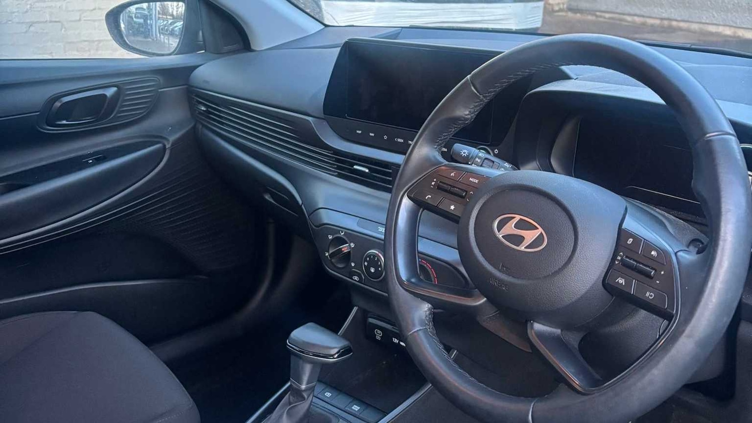 Used Hyundai i20 2024 for sale - 76827681: Photo 5