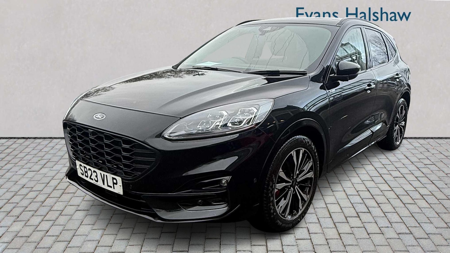 Used Ford Kuga 2023 for sale - 77397920: Photo 2