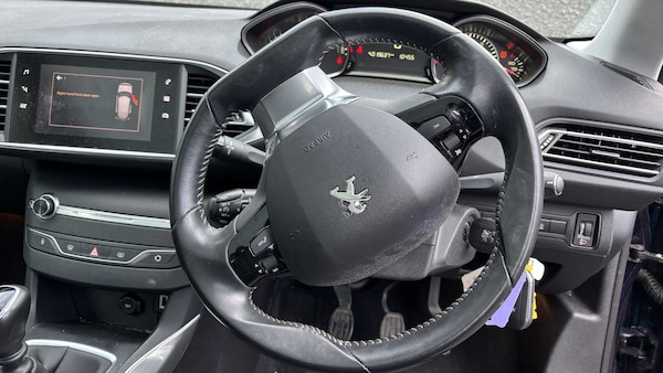 Used Peugeot 308 2020 for sale - 76230381: Photo 5