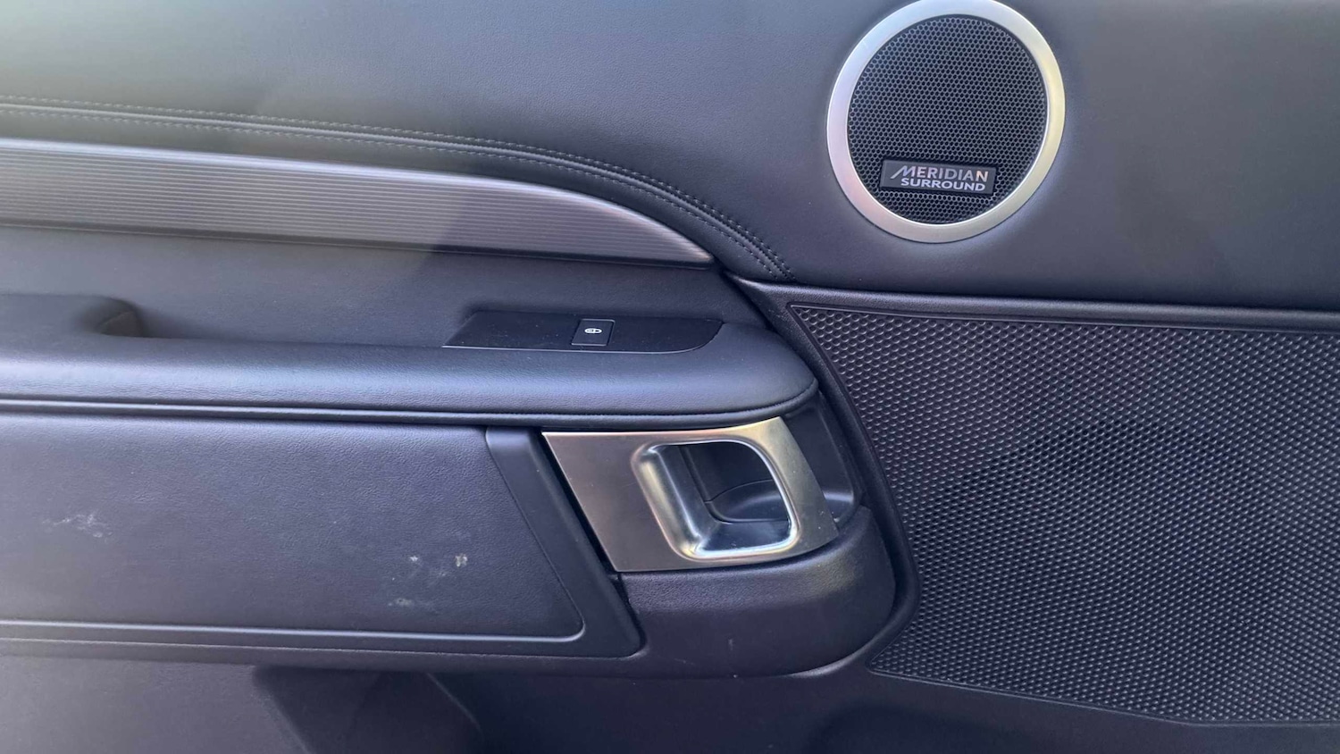 Used Land Rover Discovery 2018 for sale - 75812592: Photo 18