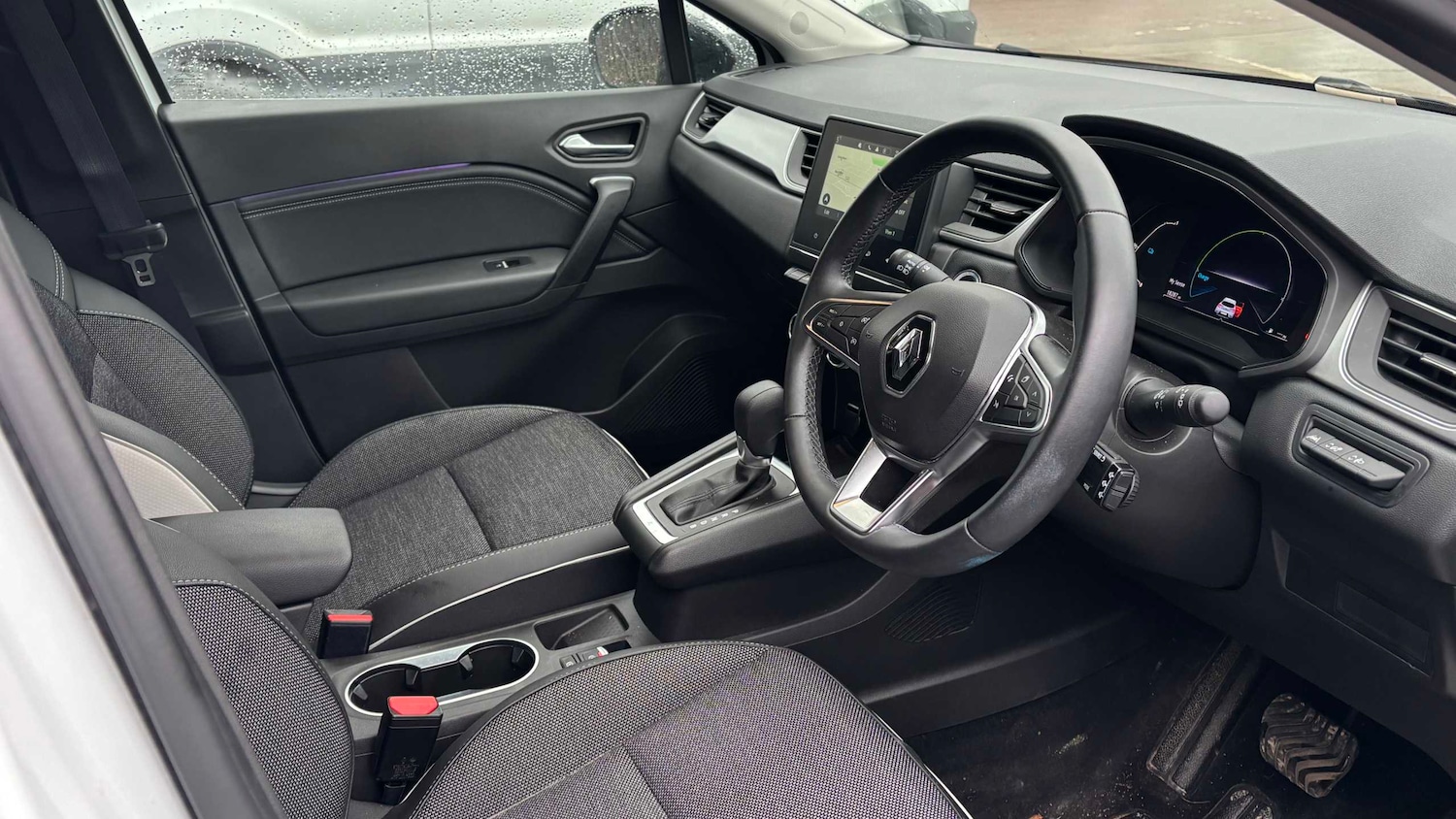 Used Renault Captur 2024 for sale - 77649073: Photo 8