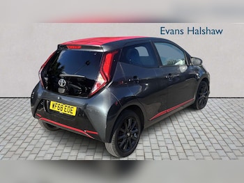 Used Toyota AYGO 2018 for sale - 79486613: Photo