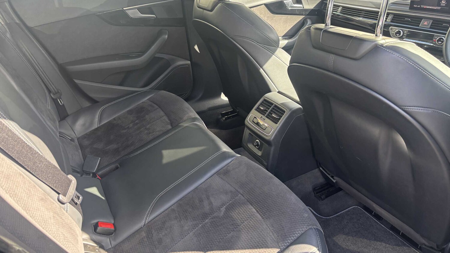 Used Audi A4 2019 for sale - 77706714: Photo 14