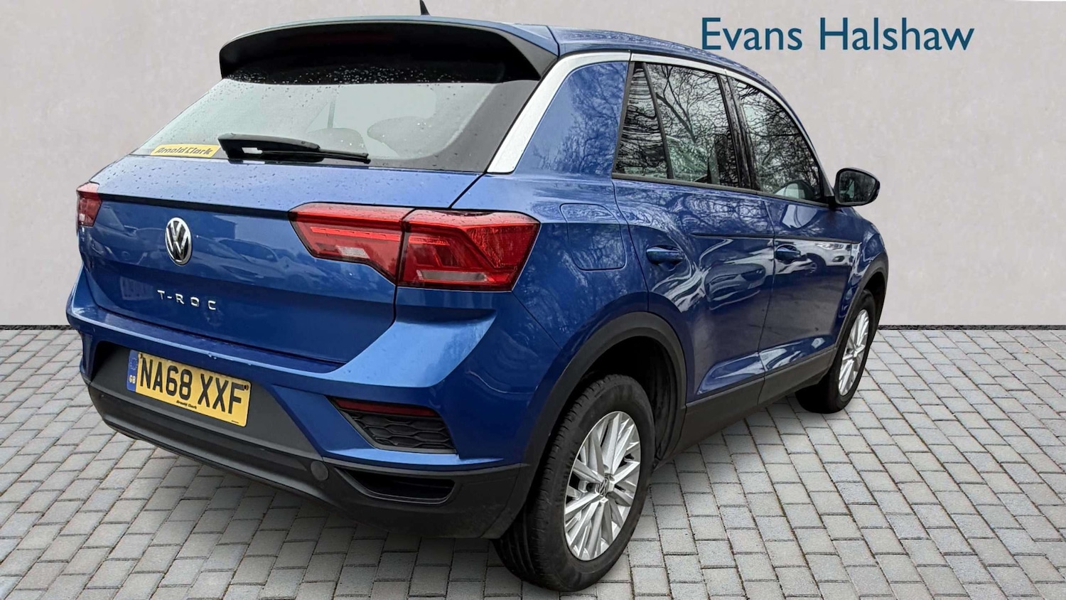 Used Volkswagen T-Roc 2018 for sale - 77859075: Photo 4