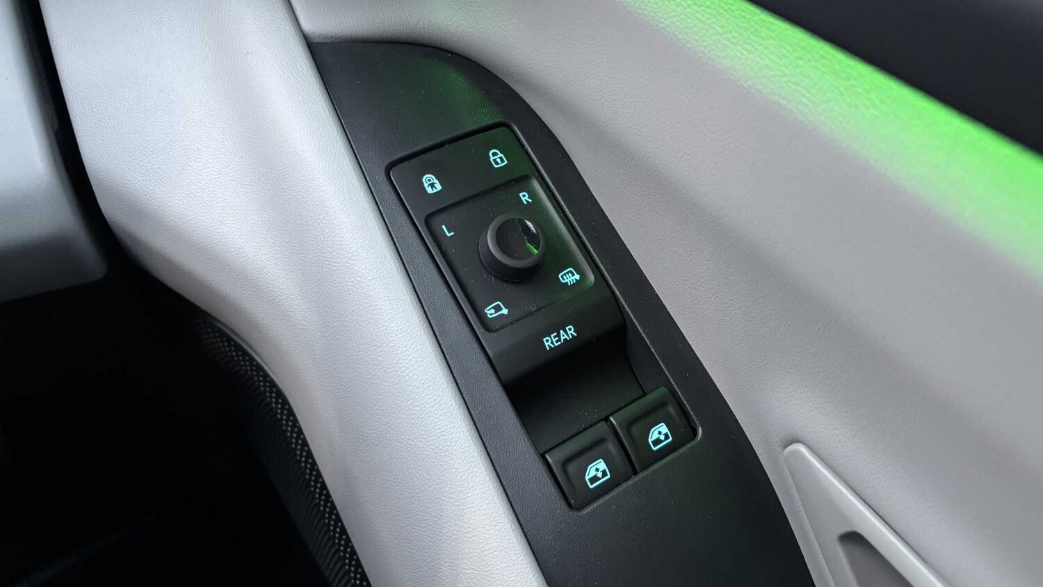 Used Ford Capri 2024 for sale - 77674727: Photo 31