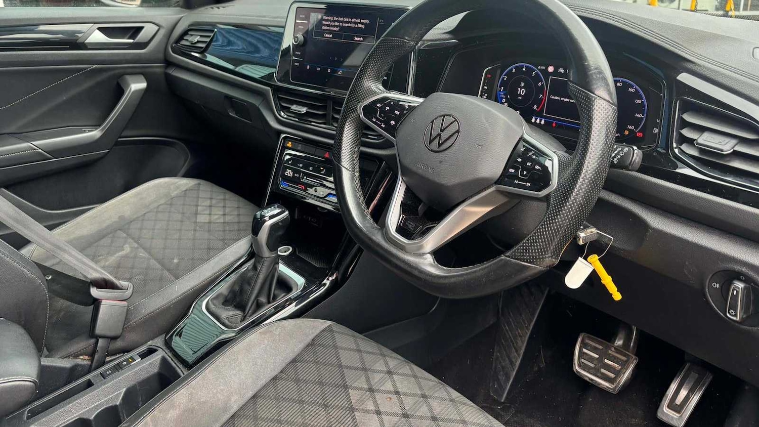 Used Volkswagen T-Roc 2023 for sale - 78060231: Photo 4