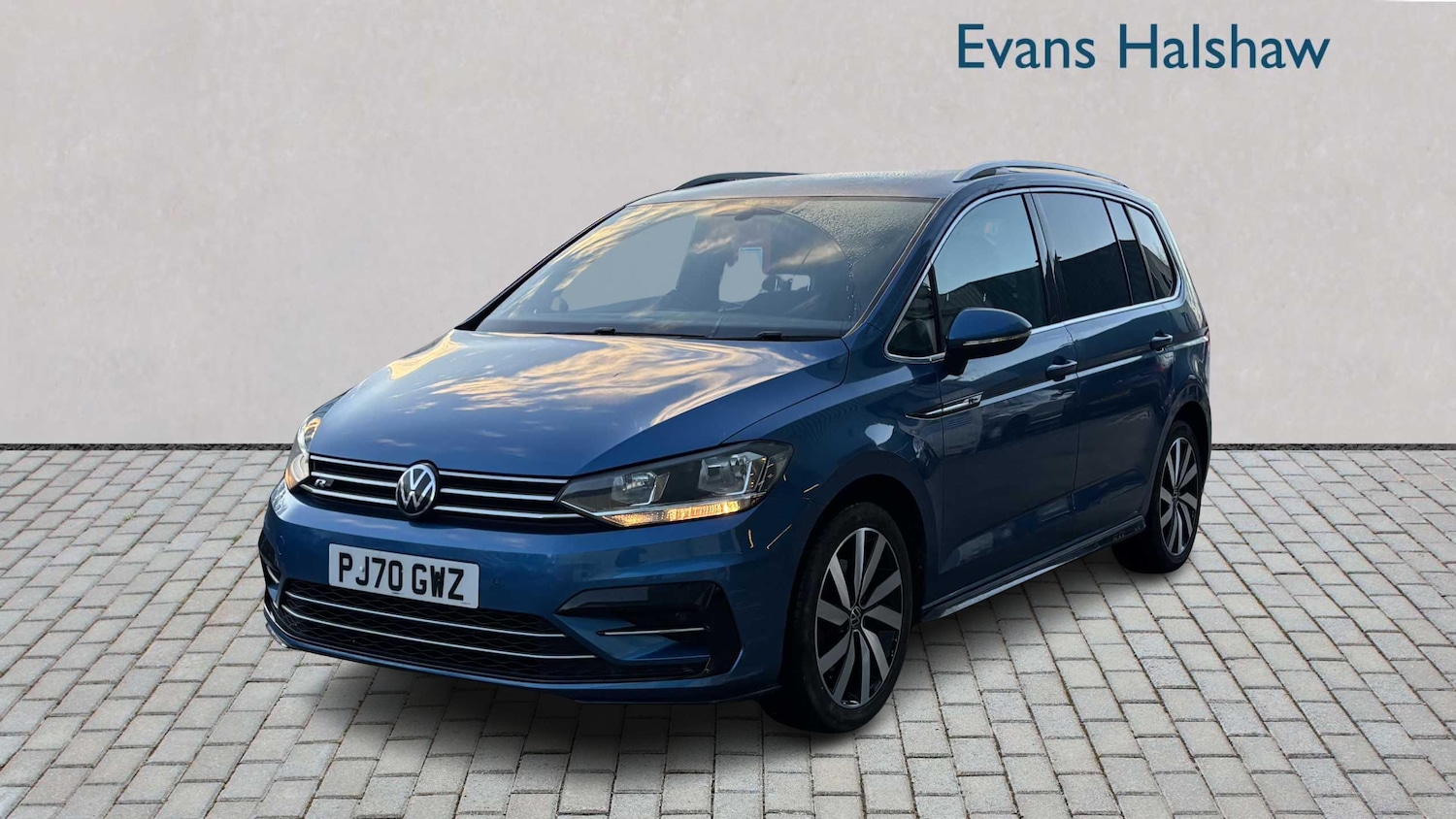 Used Volkswagen Touran for sale - 77257253: Photo 4