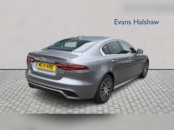 Used Jaguar XE 2019 for sale - 79428739: Photo