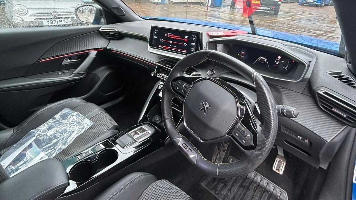 Used Peugeot 2008 2022 for sale - 76339694: Photo 5