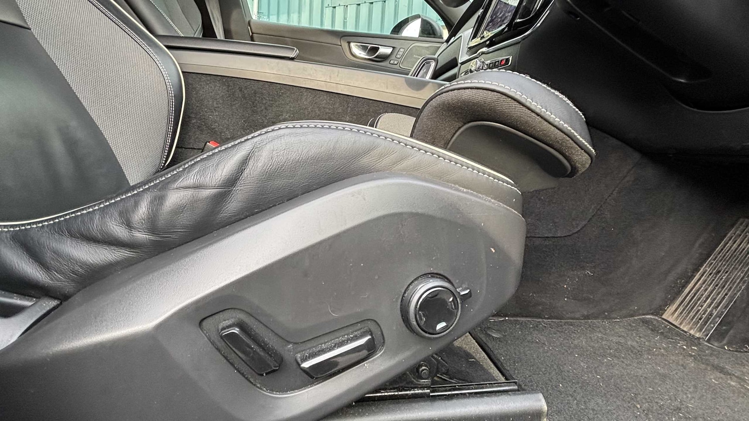 Used Volvo XC60 for sale - 76661988: Photo 15