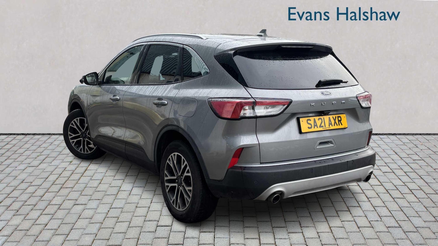 Used Ford Kuga 2021 for sale - 76842819: Photo 2