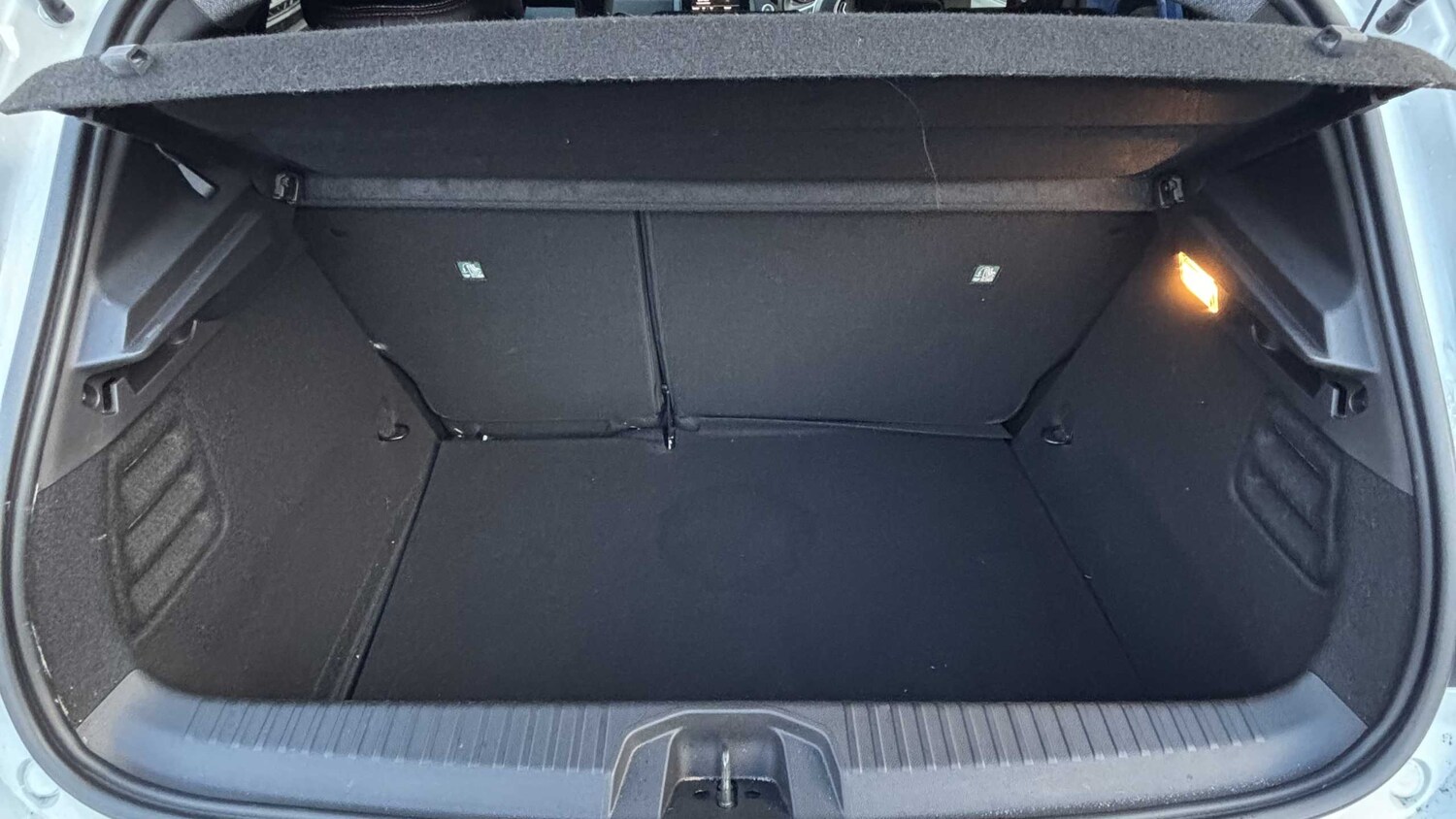 Used Renault Clio 2023 for sale - 76827680: Photo 9