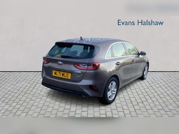 Used Kia Ceed 2021 for sale - 77044033: Photo