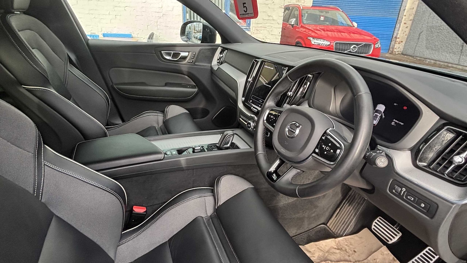 Used Volvo XC60 2022 for sale - 78052404: Photo 13