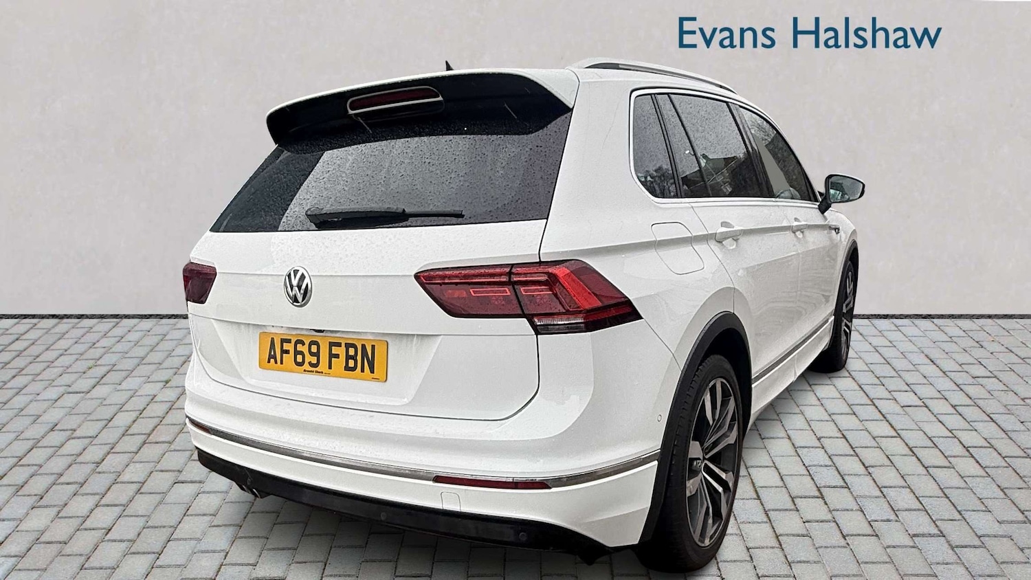 Used Volkswagen Tiguan for sale - 78119281: Photo 4