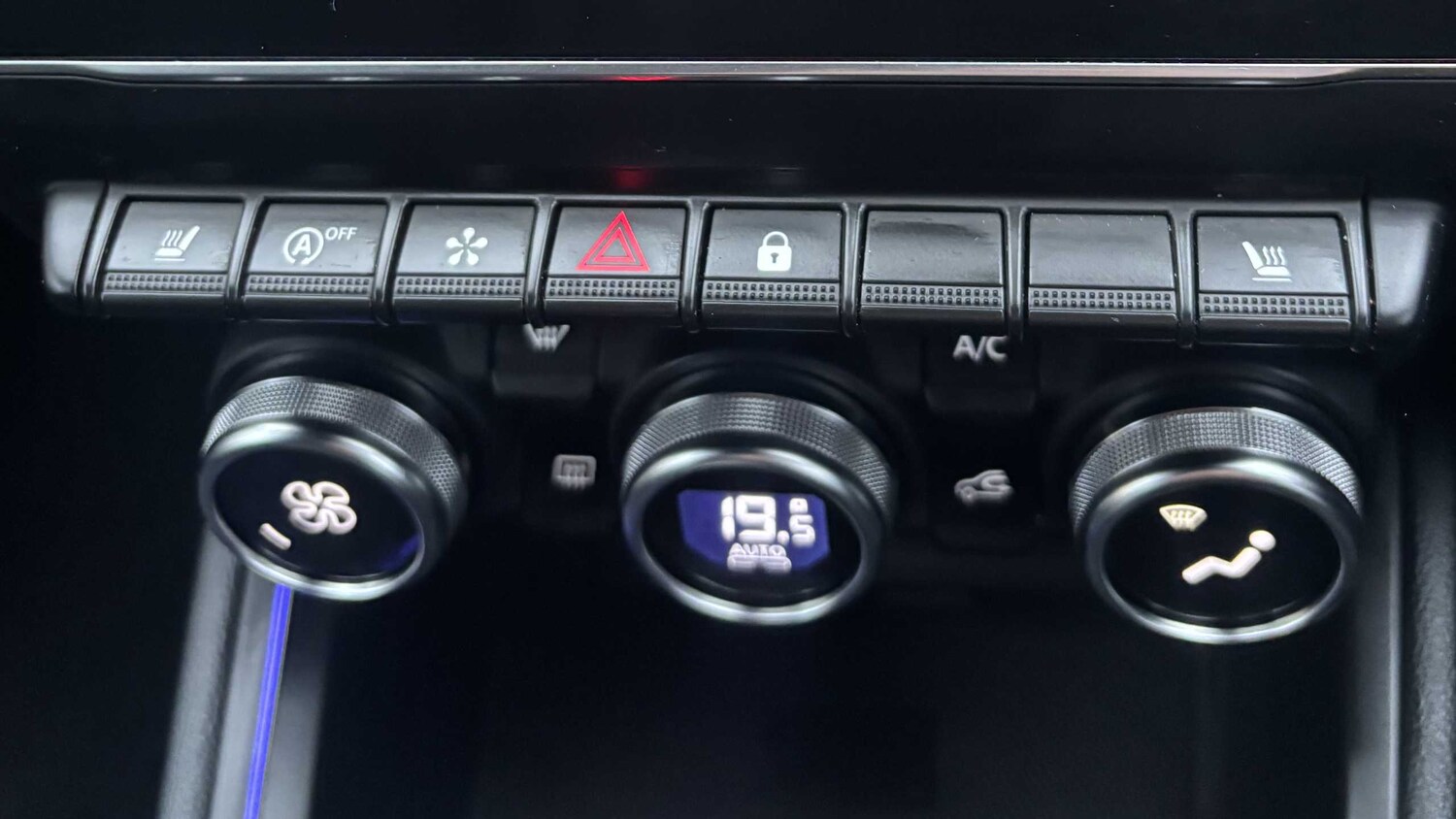 Used Renault Clio 2024 for sale - 76540776: Photo 13