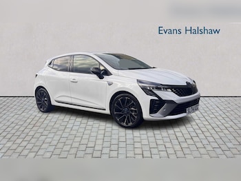 Used Renault Clio 2024 for sale - 76540776: Photo