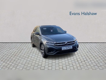 Used Volkswagen T-Roc 2022 for sale - 76967783: Photo