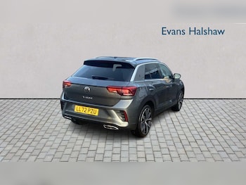 Used Volkswagen T-Roc 2022 for sale - 76967783: Photo